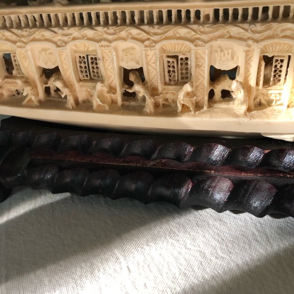 Vintage Chinese Carved Boat - Picture 4 of 11